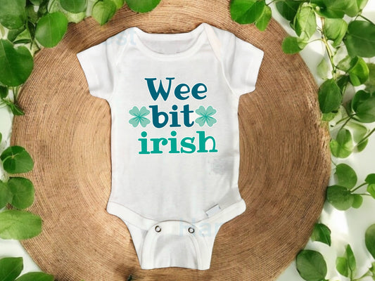 Wee bit Irish baby bodysuit, funny baby bodysuit, Saint Patrick’s baby gift, baby clothes, holiday, kiss me I am Irish, too cute to pinch, wee little hooligans, st. Patty’s, st. Paddy’s, unisex 